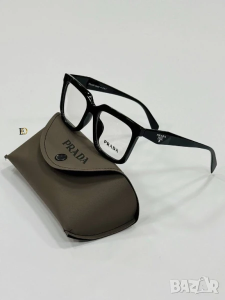 очила с калъф prada , снимка 1