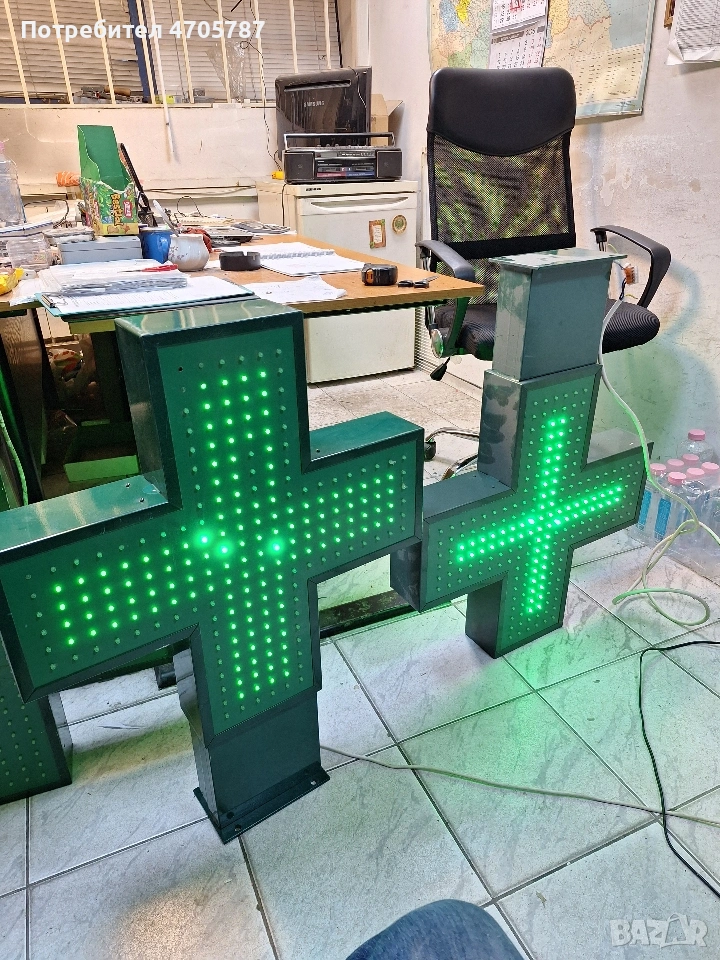 светещ кръст, снимка 1