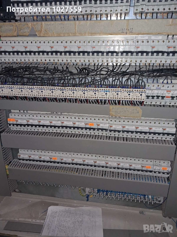 Прекъсвачи, ел. апаратура, ел. табла, медни шини Schneider Electric, Eaton , снимка 1