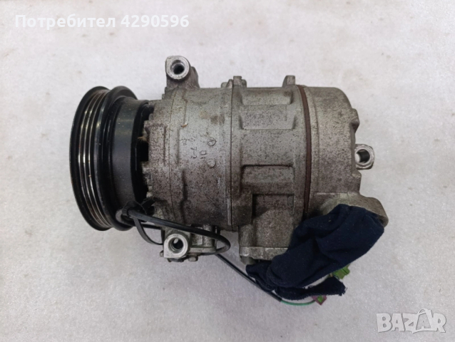 Компресор климатик 8D0260808 / 447220-8180 / 7SBU16C / VW / Audi 
