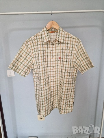 Страхотна мъжка риза с къс ръкав FJALLRAVEN размер M , снимка 5 - Ризи - 53780303