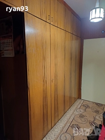 Гардероб за/от коридор, снимка 5 - Гардероби - 53934915