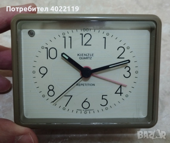 Немски ретро часовник-будилник KIENZLE REPETITION, снимка 2 - Други - 50430174