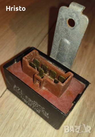 Хонда ЦРХ Сивик реле бензинова помпа ОЕМ, снимка 2 - Части - 53541542