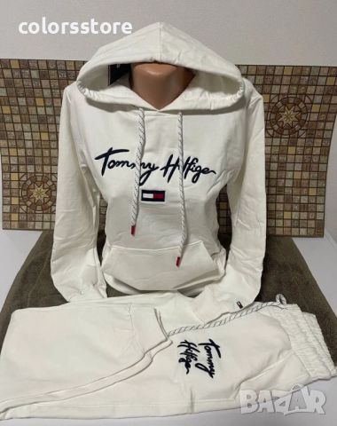 Бял спортен екип Tommy Hilfiger-VL77o, снимка 2 - Спортни екипи - 46700258