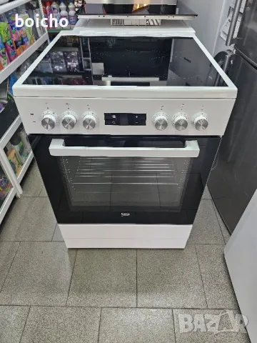 Печка/Фурна Beko с керамичен плот 60 см., снимка 1 - Печки, фурни - 48067759