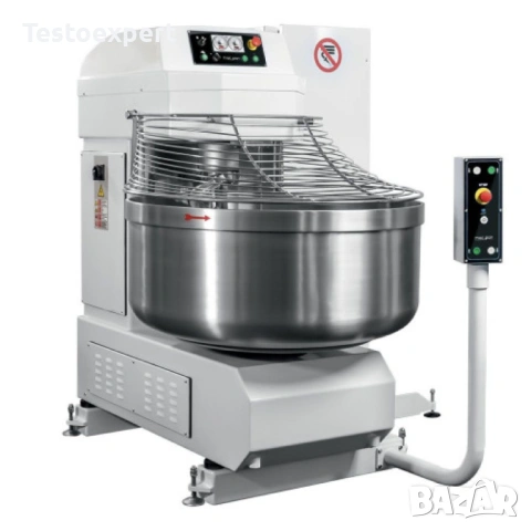 Професионална тестобъркачка с повдигач за маса – 250 кг