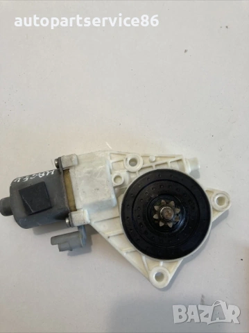 Мотор на стъклото на предната дясна врата за KIA Magentis 2.0 CRDi (2009), снимка 3 - Части - 53273309