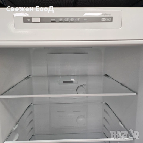 хладилник с фризер BOSCH - 185sm.- бял, снимка 6 - Хладилници - 53474975