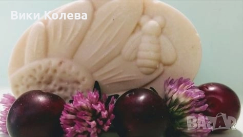 Силиконова форма за печене и изработка на сапун – пчели и пчелни пити, снимка 3 - Форми - 51751448