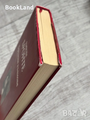 Брулени хълмове| Емили Бронте , снимка 4 - Художествена литература - 53566209