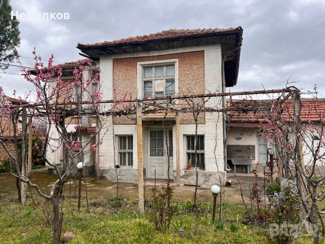 Къща с.Стрелци на 2 етажа, снимка 9 - Къщи - 54142662