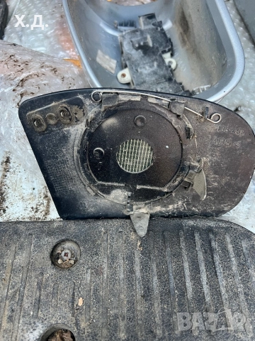 Корпус и Ляво огледало Мерцедес Ц-класа w203 , снимка 6 - Части - 52433945