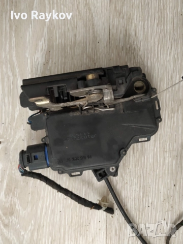 Брава на врата , отпред отдясно , 3B1 837 016 S , VW , SKODA , снимка 4 - Части - 52587901