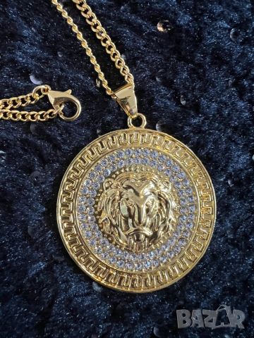 Уникален масивен медальон Versace, снимка 1 - Колиета, медальони, синджири - 45813335