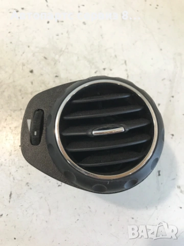 Alfa Romeo 147 2004 1.9 JTD преден десен въздушен отвор за табло оригинален