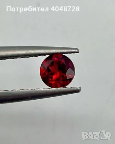 Естествен гранат 0.65ct., снимка 1 - Други - 48976303