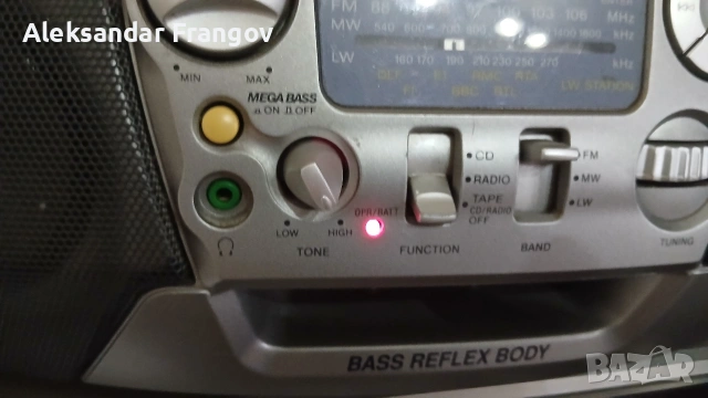 SONY CFD - V 27 L , снимка 10 - Радиокасетофони, транзистори - 53889289