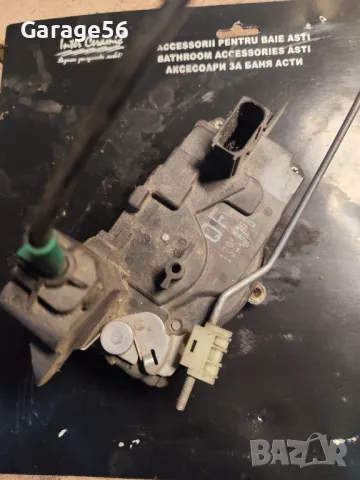 Предна лява брава за Opel Astra H /Zafira B 