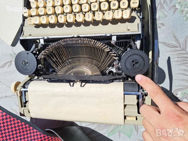 Българска пишеща машина , снимка 5 - Други машини и части - 45204985
