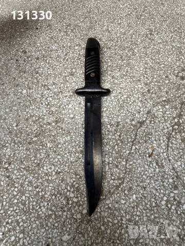 Продавам нож на дневалния , снимка 2 - Ножове - 48046554