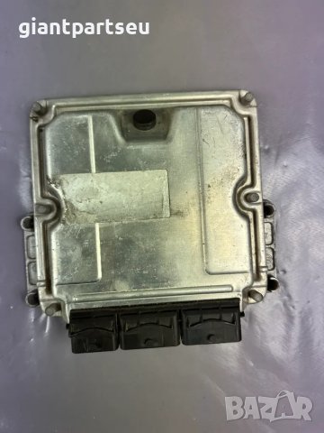 ECU Компютър Двигател RENAULT SCENIC 0281011102, снимка 1 - Части - 49266956