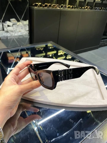 очила с черен обикновен калъф и ув защита miu miu , снимка 3 - Слънчеви и диоптрични очила - 51395037