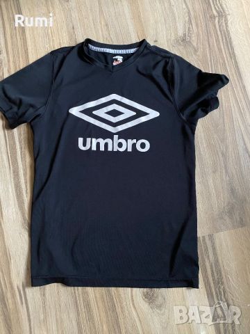 Оригинална черна тениска Umbro ! S, снимка 1 - Детски тениски и потници - 45700783