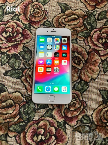 Продавам iPhone 6 