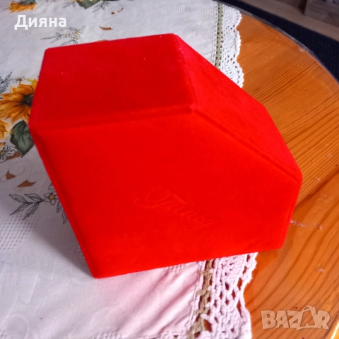 Комплект бижута, снимка 2 - Бижутерийни комплекти - 51837390