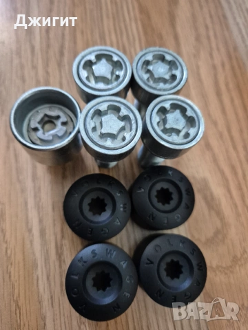 Комплект 4бр оригинални секретни болта за джанти на VW Skoda Seat Audi нови , снимка 3 - Части - 53644672