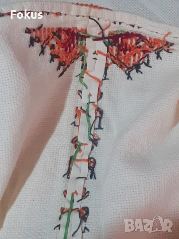 Голяма стара бродирана покривка с български шевици, снимка 5 - Антикварни и старинни предмети - 53281586