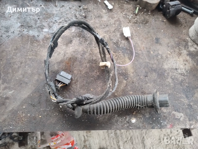 Инсталация Врата Предна Дясна За Дачия Логан МЦВ 2007г / Dacia Logan MCV 2007y