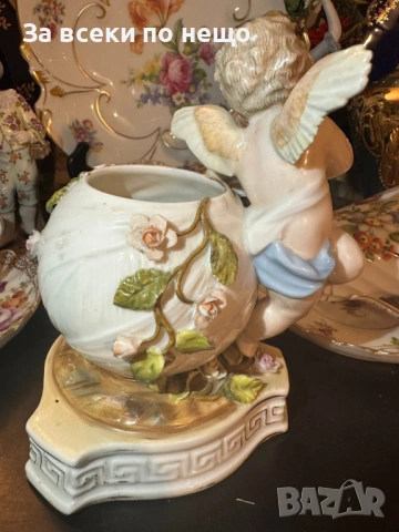 Sitzendorf Germany  Circa 1904 - “Вазата с херувима” Код P2179