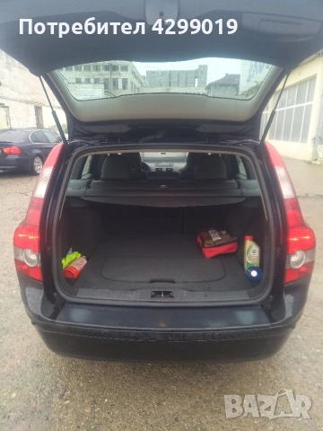 Волво V50 , снимка 2 - Автомобили и джипове - 53575464