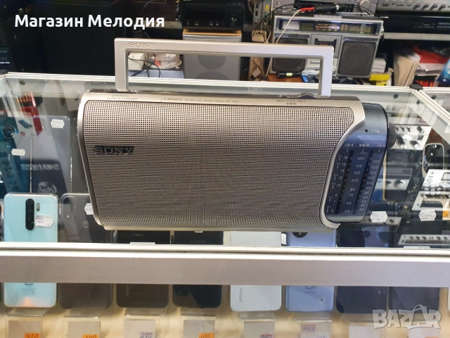 Радио SONY ICF-704S Silver В отлично техническо и визуално състояние., снимка 8 - Радиокасетофони, транзистори - 47337737