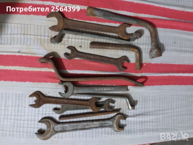 Стари инструменти