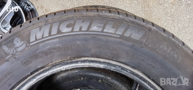 Чисто НОВИ 215 65 16 Michelin, снимка 4 - Гуми и джанти - 54035442