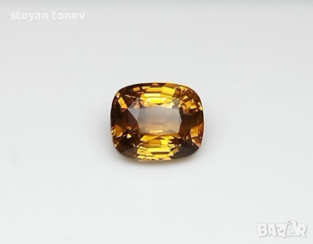 Рядък александрит с драматично променящ се цвят 1.52кт.! Сертифициран! Нов!, снимка 12 - Други - 52173924