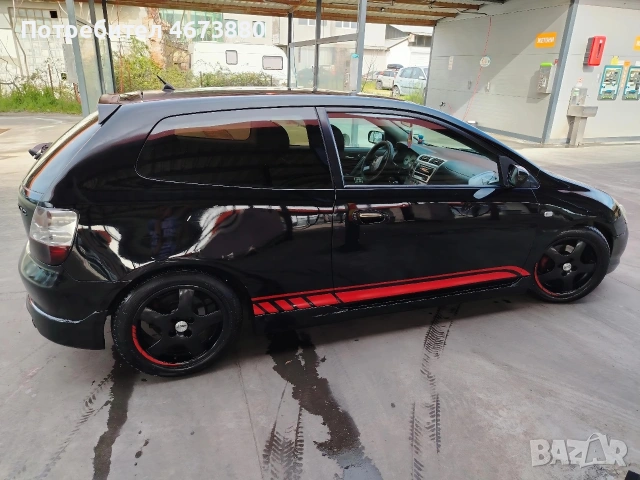 Honda Civic 1.7 TDI 100 кс 2005 гд, снимка 4 - Автомобили и джипове - 54228700