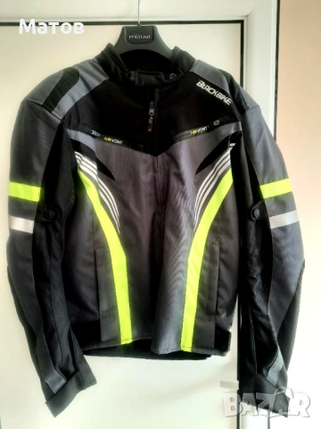 Мото яке L размер,ново