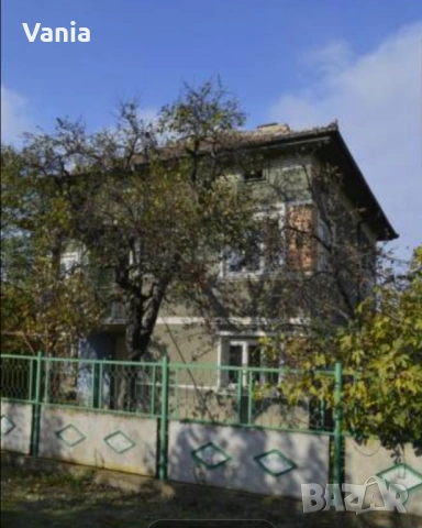 Малко имение под наем