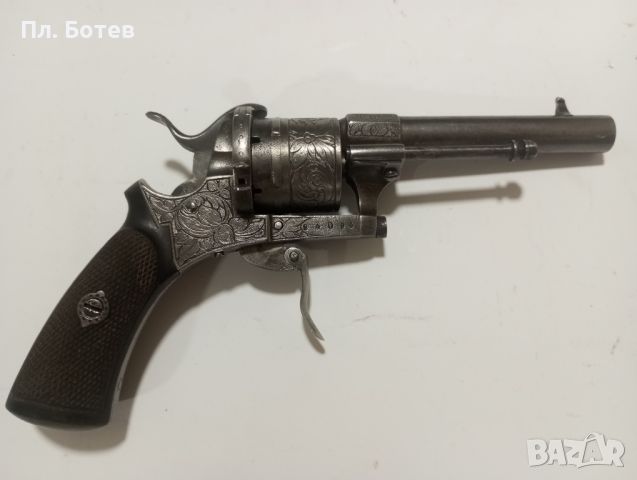 Уникален щифтов револвер/пистолет , снимка 1 - Антикварни и старинни предмети - 46023630