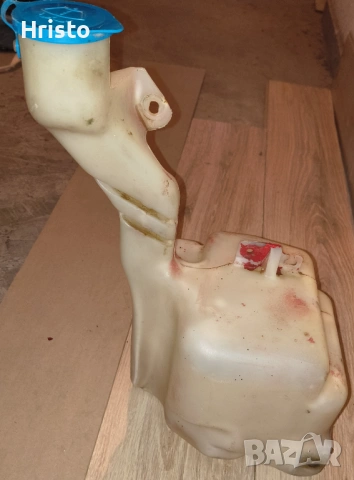 Honda CRX / CIVIC Казанче течност чистачки, снимка 6 - Части - 53541475