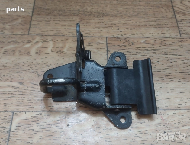 Ключалка Преден Капак Ауди A3 8L - 8L0823480, снимка 2 - Части - 52702573