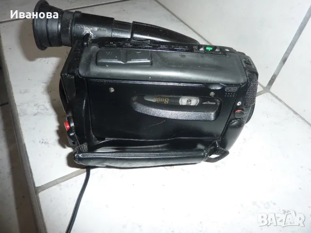 Продавам видеокамера Nikon vn3100 h8, снимка 1 - Камери - 49577749