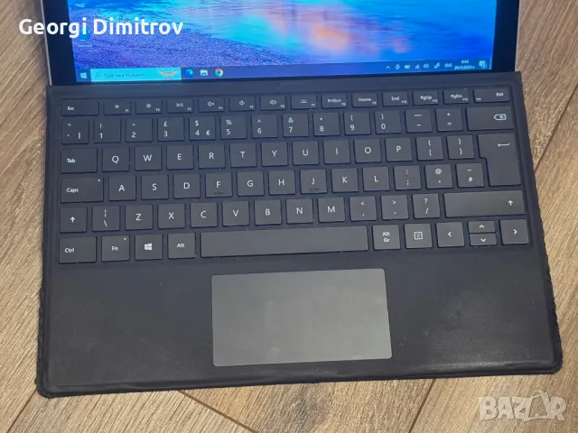 Microsoft Surface Pro 5 i5 7th/8RAM/256SSD, снимка 2 - Лаптопи за работа - 48283910