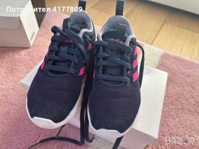 Маратонки adidas 28 номер, снимка 3 - Детски маратонки - 46711038