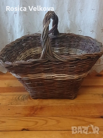 Голяма ръчно плетена кошница 