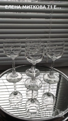 Комплект от 4 бр.кристални чашки за аперитив на столче, снимка 8 - Чаши - 53637527